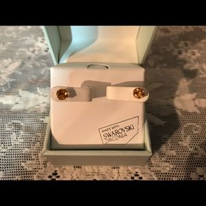 PRETTY 14K SOLID YELLOW GOLD CITRINE STUD EARRINGS